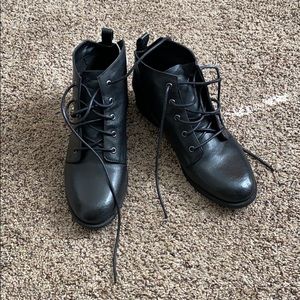 Steve Madden black ankle boots